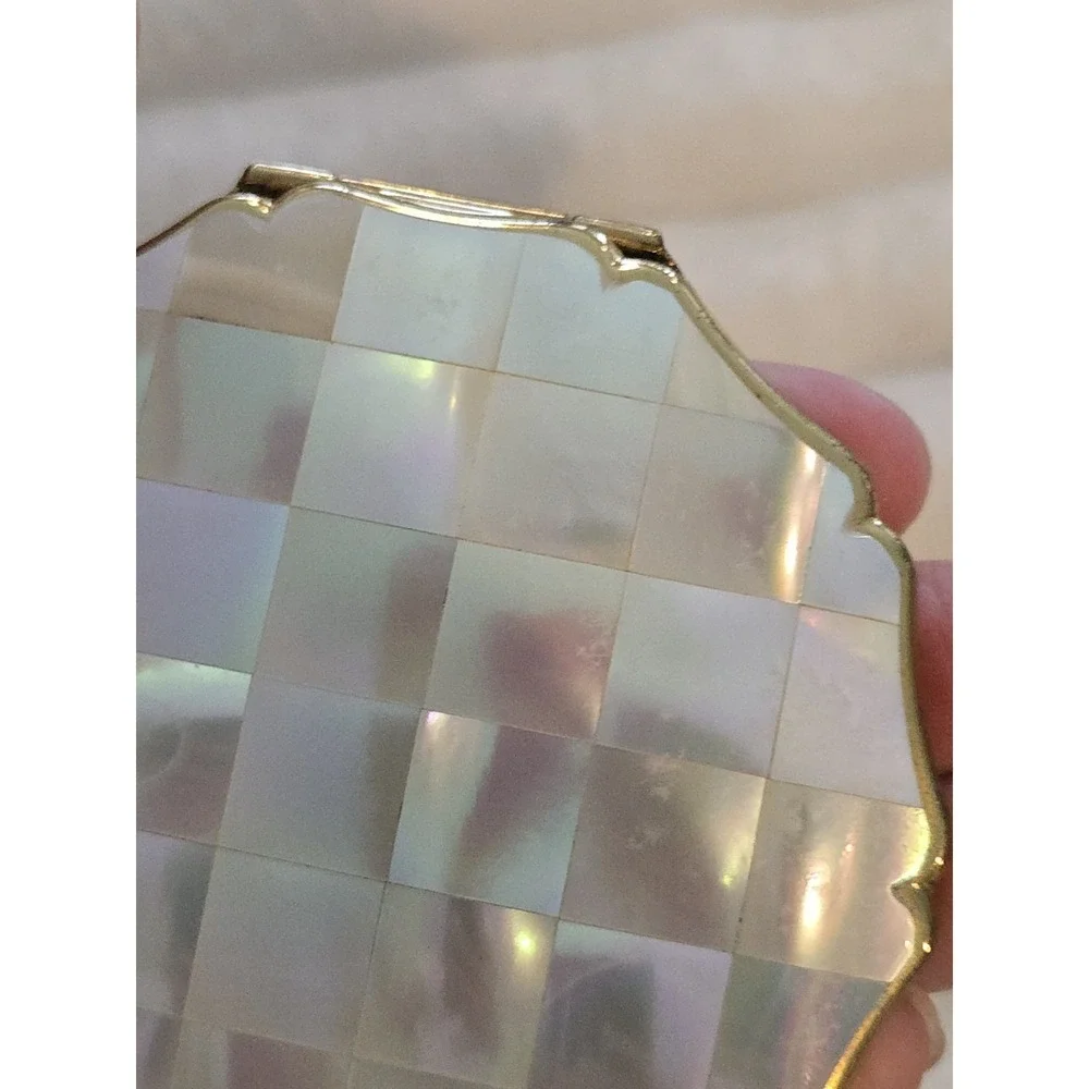 Vintage Stratton Mother of Pearl MOP Pattern Gold Tone Compact Mirror & Case